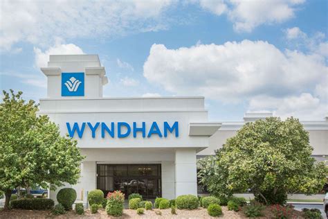 wyndham hotels north little rock.